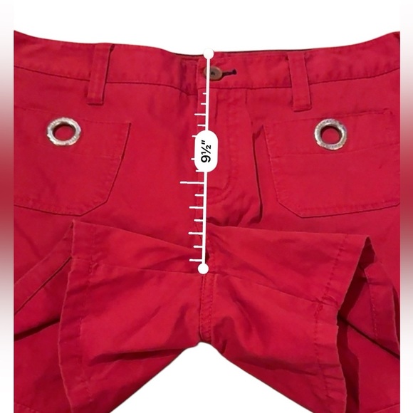 Y2K Tommy Hilfiger Red Mid Rise Circle O-Ring Pockets Shorts Sz 32 - Picture 9 of 10